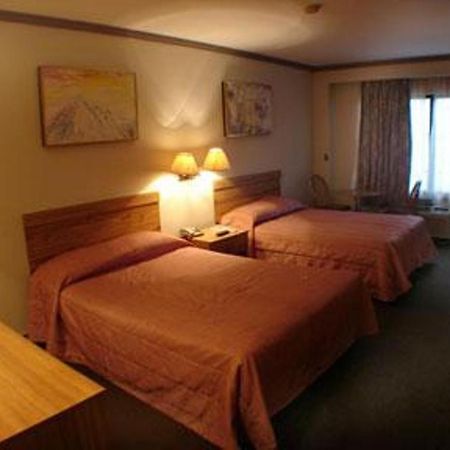 Hotel Royalty Monterrey Bagian luar foto